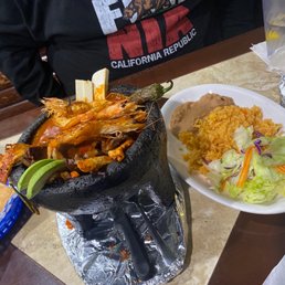 Molcajete Mar Y Tierra