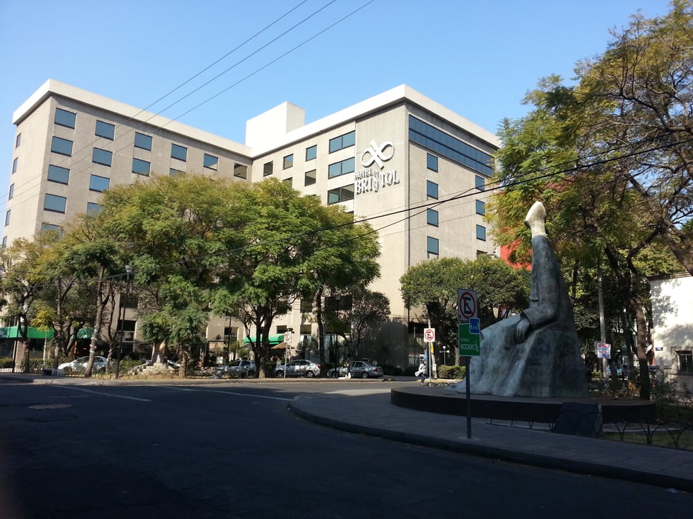 Hotel Bristol