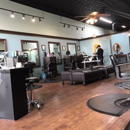 Open salon with multiple chairs but only 3 stylists Open salon with multiple chairs but only 3 stylists