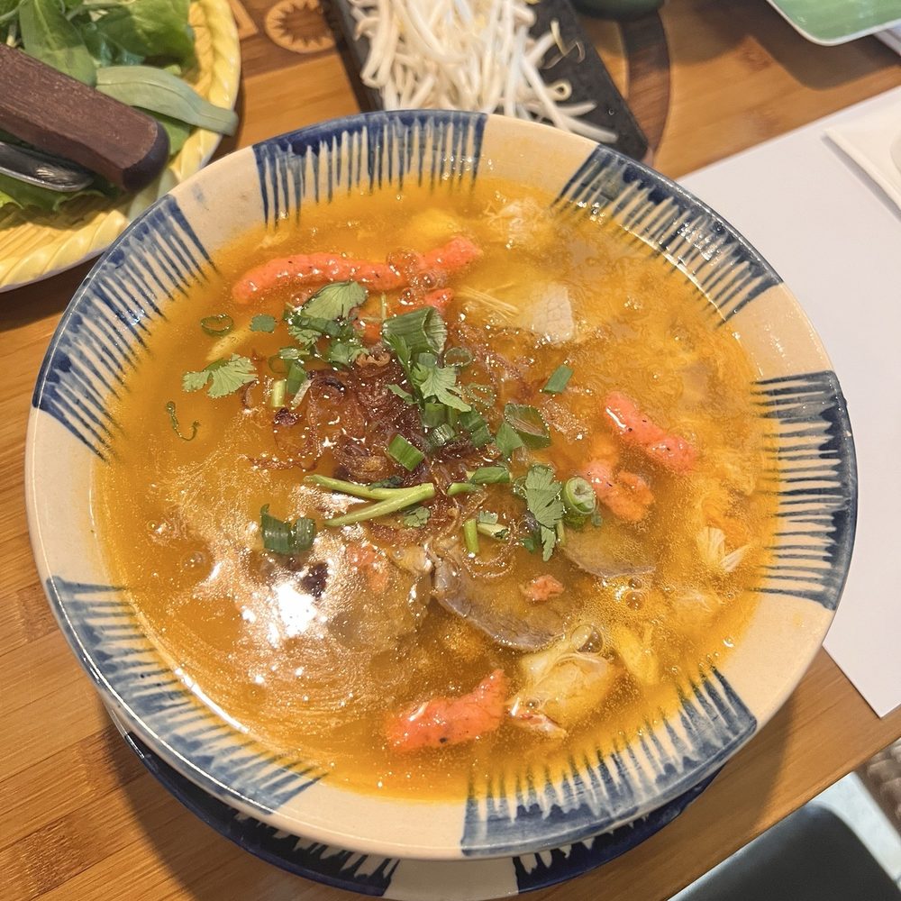 Truong Thanh Restaurant - #1 Banh Canh Cua - Vietnamese Near Me - Milpitas, California