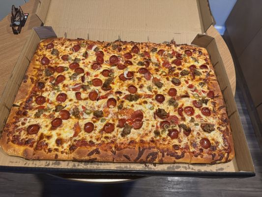 Naked City Pizza Paradise by null