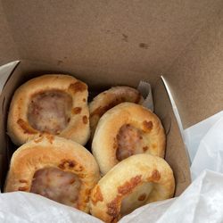 Elm St Bakery