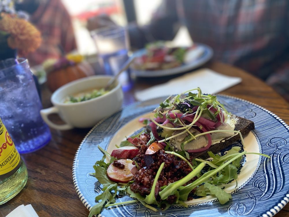 Obert Alvin Coffee House - Blue Mound Opera House Logo