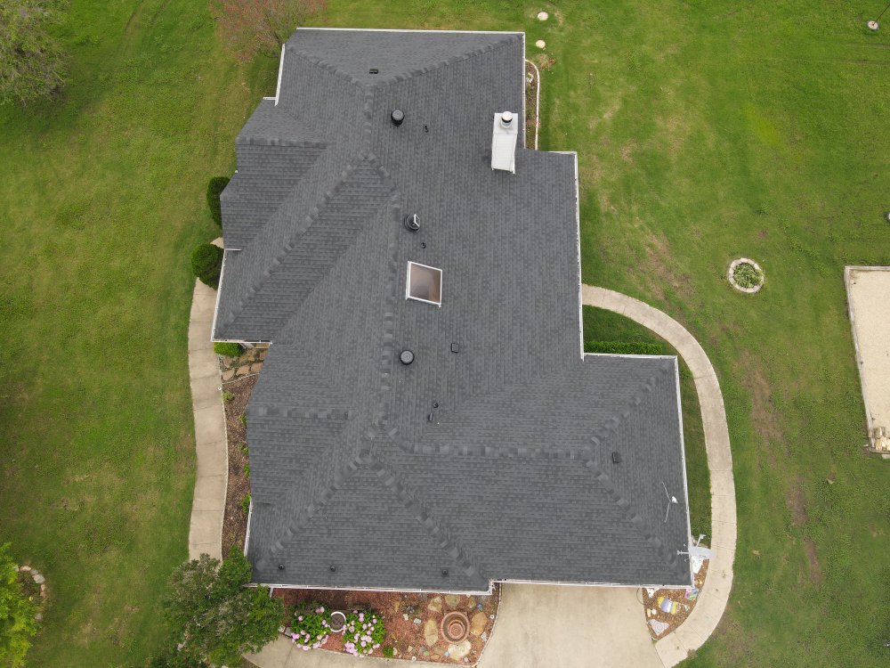 Slide of Aveco Roofing