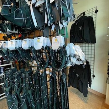 DENNIS Uniform - Austin - Uniforms Near Me - Sunset Valley, Texas DENNIS Uniform - Austin - Uniforms Near Me - Sunset Valley, Texas