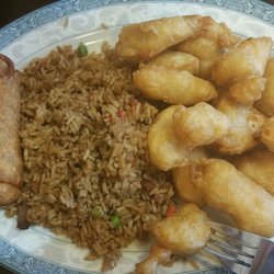 China King Restaurant - Sweet and sour chicken, sauce comes on the side.