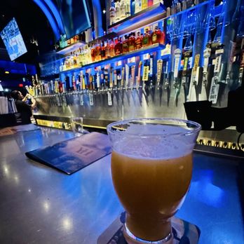 Yard House - Plenty of stuff on tap! - Vegetarian Near Me - Gaithersburg, Maryland
