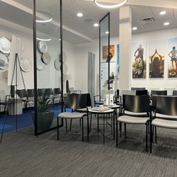 Integrated Orthopedics - The waiting are. Not shown here is the complimentary, self service coffee bar.