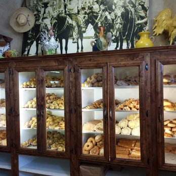 El Bolillo Bakery - Bakeries Near Me - Houston, Texas El Bolillo Bakery - Bakeries Near Me - Houston, Texas