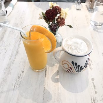 Cielito Cafe - Orange juice, Cafe de coco - Breakfast & Brunch Near Me - Houston, Texas