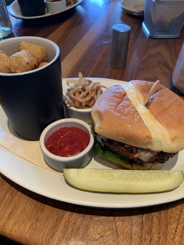 19th Hole Burger Yelp