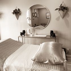 Retreatment Wellness - The Retreat Suite - a large, home-y and comforting environment with greenbelt & mountain views