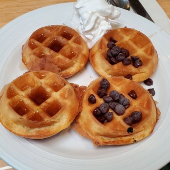 Koko At Kalia - They have a waffle machine here, where you can make your own fresh waffles - Buffets Near Me - Honolulu, Hawaii