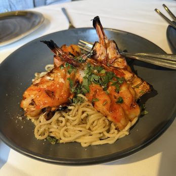 Tamarine Restaurant - Tiger Prawns & Garlic Noodles - Vietnamese Near Me - Palo Alto, California Tamarine Restaurant - Tiger Prawns & Garlic Noodles - Vietnamese Near Me - Palo Alto, California