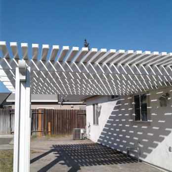 LJ Hausner Construction - Patio in the back yard - Patio Coverings Near Me - Tustin, California LJ Hausner Construction - Patio in the back yard - Patio Coverings Near Me - Tustin, California