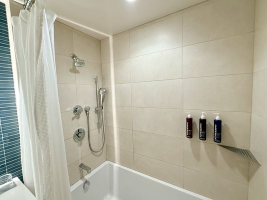 Renaissance Honolulu Hotel & Spa by null