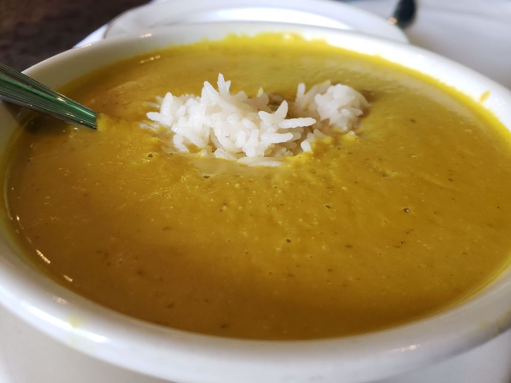 Order Mulligatawny Soup food online from Utsav Indian Cuisine store, Vernon on bringmethat.com