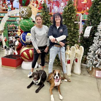Lorenzo's Dog Training Team - Distractions at Home Depot - Pet Training Near Me
