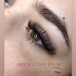 Brook’s Lash Room