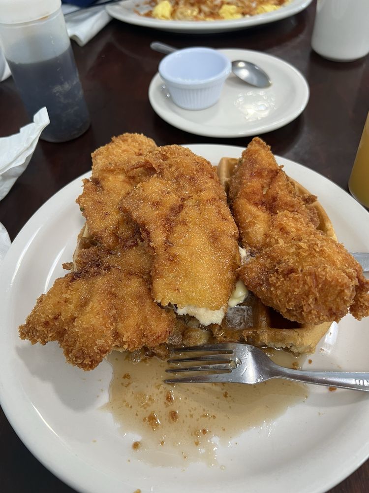 8th Street Cafe Logo