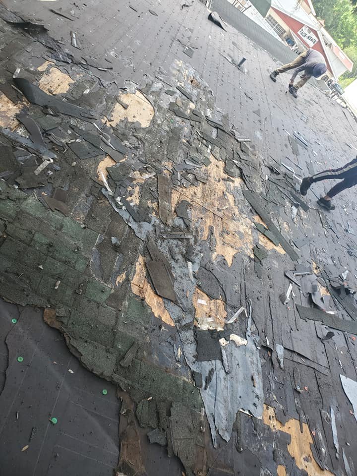 Slide of Ovando Roofing