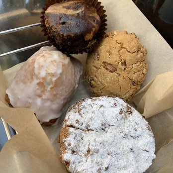 Sibling by Pushkin's - Assorted pastry basket - New American Near Me - Sacramento, California Sibling by Pushkin's - Assorted pastry basket - New American Near Me - Sacramento, California