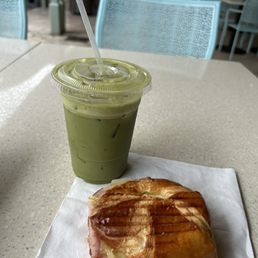 Matcha w/ almond milk & ham and cheese croissant