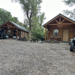Connie & Greg's Pine Creek Cabins