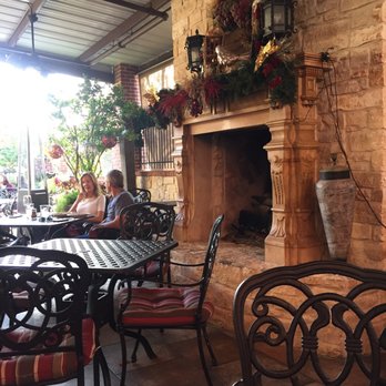 Farina's Winery & Cafe - Italian Near Me - Grapevine, Texas Farina's Winery & Cafe - Italian Near Me - Grapevine, Texas