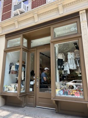 Shoppe Balloo New York by null