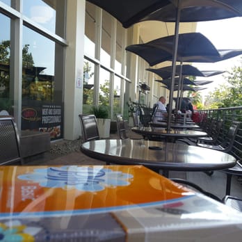 Ralphs - A patio outside to enjoy food. - Grocery Near Me - Los Angeles, California Ralphs - A patio outside to enjoy food. - Grocery Near Me - Los Angeles, California