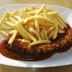 Hanse Grill - Currywurst mit Pommes