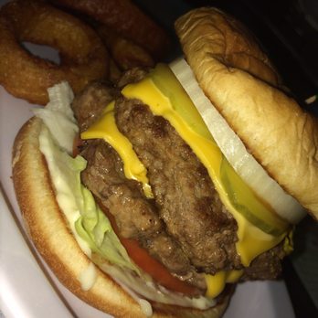 Oasis Bar & Grill - Our delicious food that gets prepared FRESH to order every time time! We take pride in our food! - Dive Bars Near Me - Cottondale, Alabama