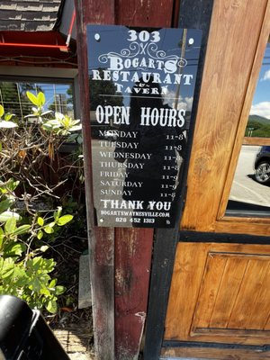 Bogart's Restaurant and Tavern by null