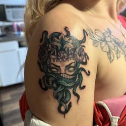 Alternative Tattoo - Tatoo