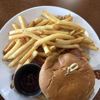 Bohemian Bull - Poppin' Smash Burger - Burgers Near Me - Spring, Texas Bohemian Bull - Poppin' Smash Burger - Burgers Near Me - Spring, Texas
