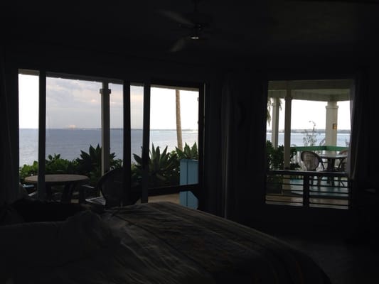 Hale Kai Hawaii Suites - Oceanfront Hilo Lodging by null