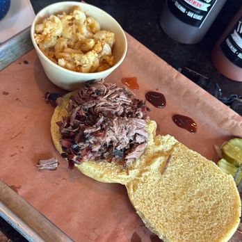 Twin Smokers Bbq - Beef Brisket Sandwich with choice of side - Barbeque Near Me - Atlanta, Georgia Twin Smokers Bbq - Beef Brisket Sandwich with choice of side - Barbeque Near Me - Atlanta, Georgia