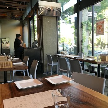 Pizzando - Pizza Near Me - Healdsburg, California