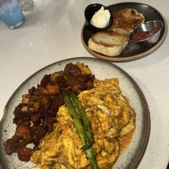 Bearcat Cafe - Crab scramble with potatoes and a biscuit - Breakfast & Brunch Near Me - New Orleans, Louisiana Bearcat Cafe - Crab scramble with potatoes and a biscuit - Breakfast & Brunch Near Me - New Orleans, Louisiana
