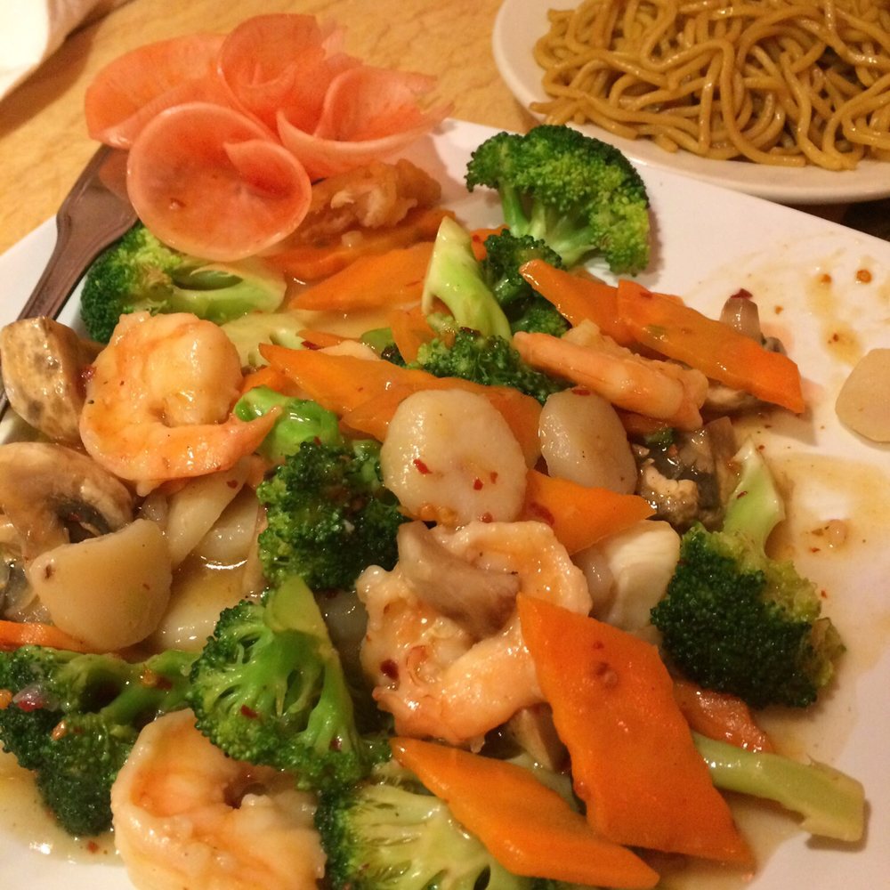 Asian Garden - Shrimp and scallops - Chinese Near Me - Athens, Texas