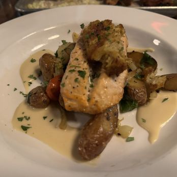Epic SmokeHouse - SALMON WITH CRAB ENTREE - Steakhouses Near Me - Arlington, Virginia