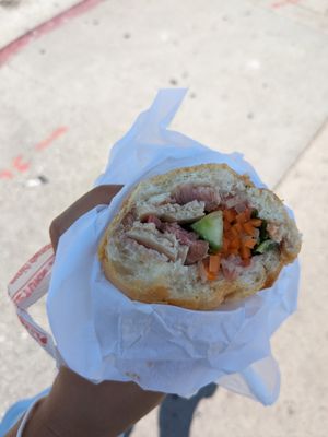 My Dung Sandwich Shop by null