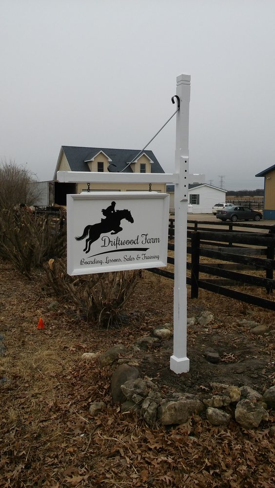 Driftwood Farm - equestrian in Mchenry, IL