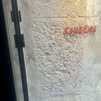 CHITON - Outside - Restaurants Near Me - Madrid, M