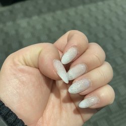 Casa Ongles - Final look (excuse the dry cuticles)