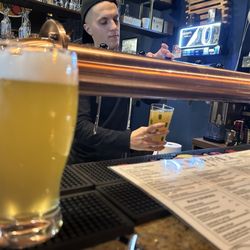 Hoppiness - Good craft beer selection