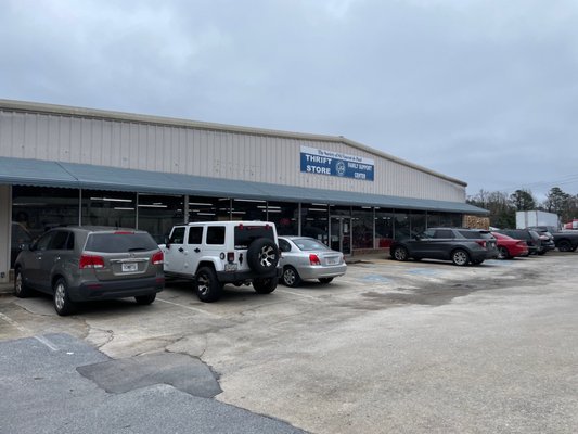 ST. VINCENT DE PAUL SOCIETY THRIFT - Updated October 2025 - 28 Photos