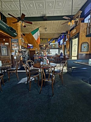Hennessey's Tavern by null