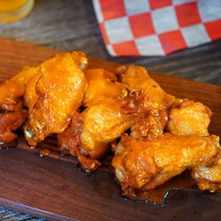 Lindburgers Delray Beach - Wings